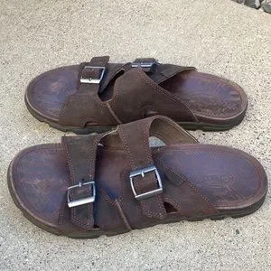 ? Mens Chaco Elias Brown leather sandal ? Slippers - $5 - 7.5 men Flats - $3 - size 9-10 Pickup only  main image 4